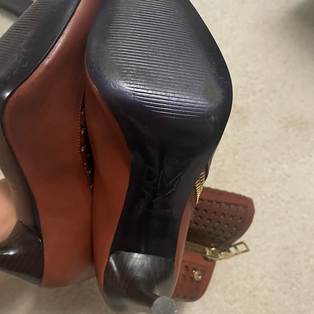 Fall brown boots - Picture 8 of 9